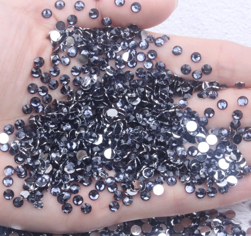 Smokey Mountain - Clear Silverback Rhinestones