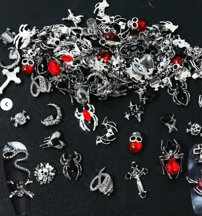 Gothic/Punk Charm Mix (50 Pieces)